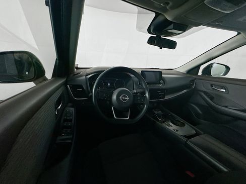 Used 2022 Nissan Rogue SV image 18