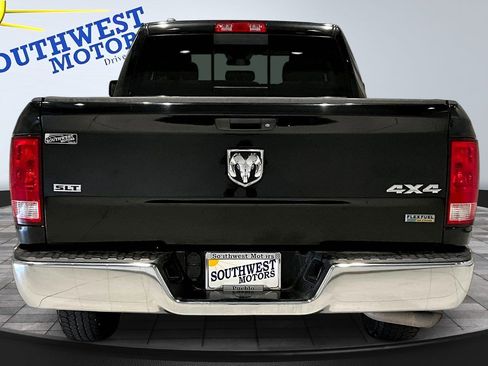 Used 2017 RAM 1500 Classic SLT image 5