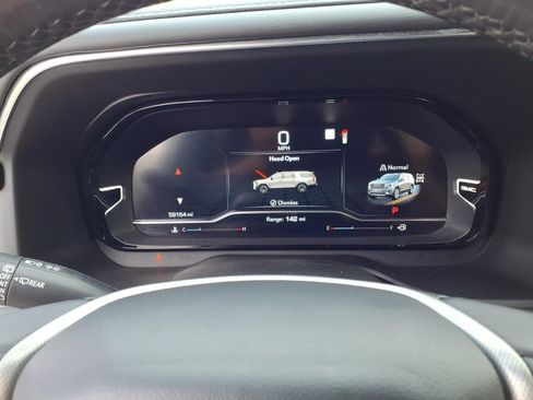 Used 2022 GMC Yukon Denali AWD/4WD image 18