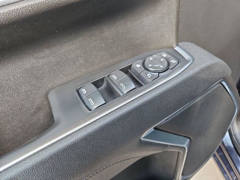 Used 2025 GMC Sierra 1500 SLT RWD image 25