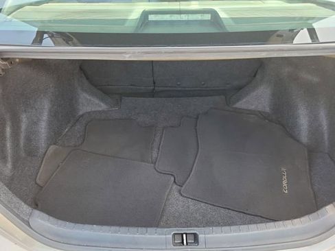 Used 2019 Toyota Corolla LE FWD image 9