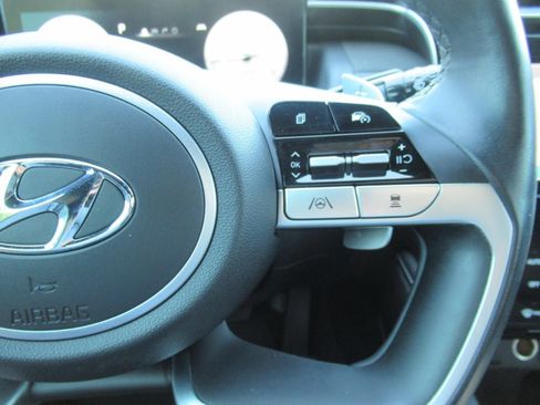 Used 2022 Hyundai Santa Cruz Limited AWD/4WD image 26