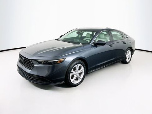Used 2023 Honda Accord LX image 3