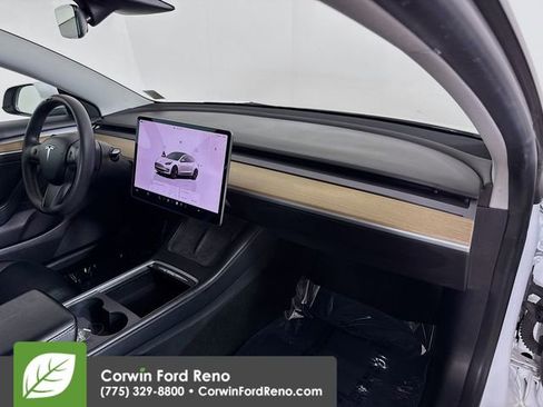 Used 2022 Tesla Model 3 Long Range AWD/4WD image 28