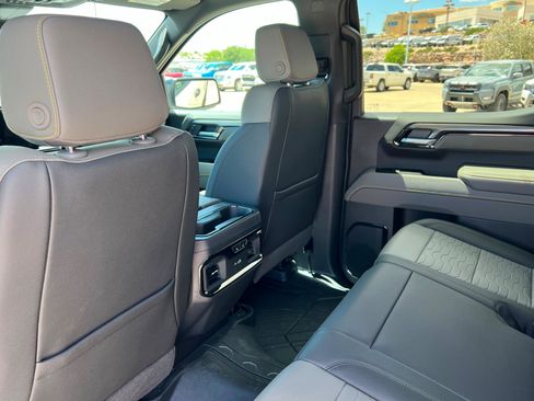 New 2026 Chevrolet Silverado 1500 ZR2 w/ LPO, Dark Essentials Package AWD/4WD image 20