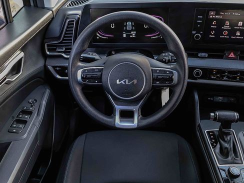 Certified 2023 Kia Sportage LX AWD/4WD image 16