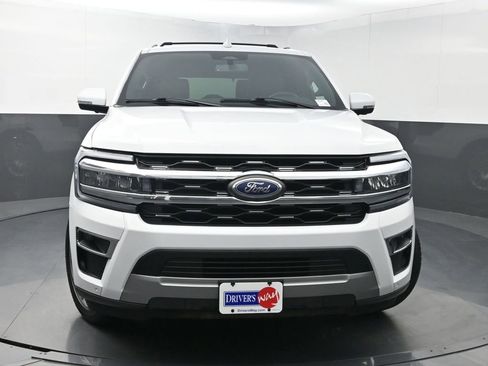 Used 2024 Ford Expedition Limited image 43