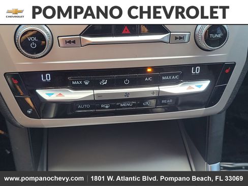 Used 2020 Ford Explorer XLT w/ Equipment Group 202A image 29