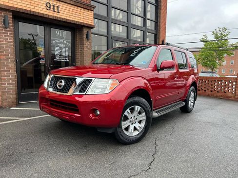 Used 2010 Nissan Pathfinder SE w/ SE Premium Journey Pkg AWD/4WD image 2