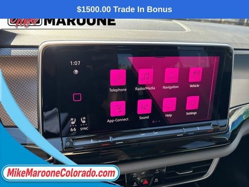 Certified 2025 Volkswagen Atlas Peak Edition SE image 22