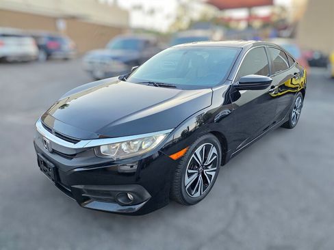 Used 2017 Honda Civic EX-T image 1