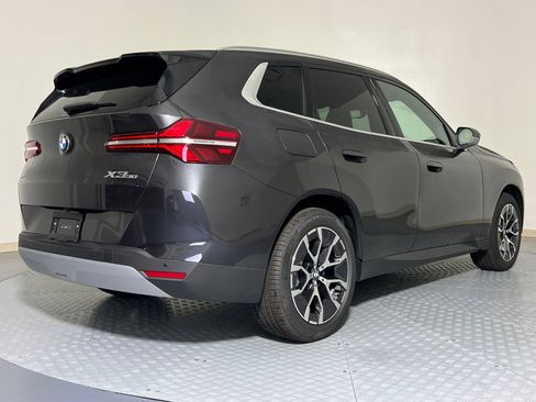 Used 2026 BMW X3 xDrive30 w/ Premium Package image 9