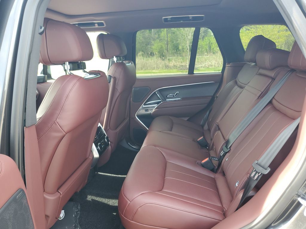 New 2026 Land Rover Range Rover SE AWD/4WD image 22