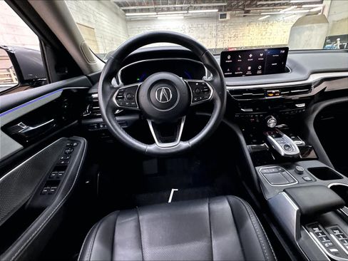 Used 2023 Acura MDX SH-AWD w/ Technology Package image 8