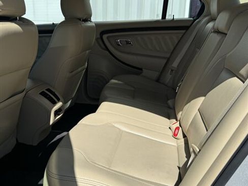 Used 2017 Ford Taurus Limited image 24