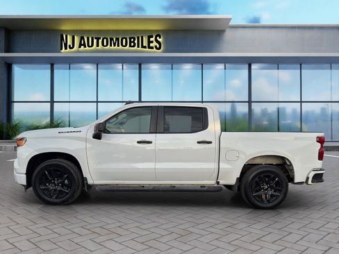 Used 2023 Chevrolet Silverado 1500 Custom w/ LPO, Dark Essentials Package image 4