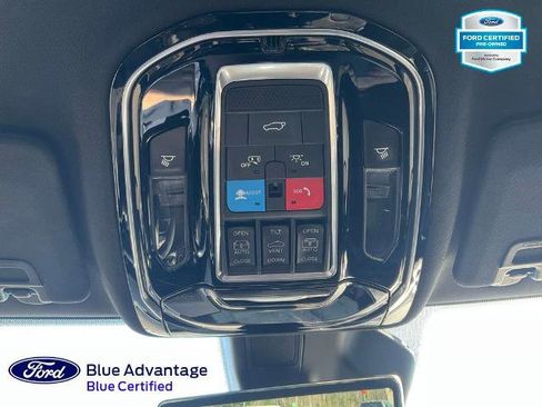 Used 2021 Jeep Grand Cherokee L Overland w/ Advanced Protech Group III image 15