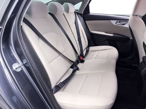 Certified 2023 Kia Forte LXS w/ LXS Technology Package FWD image 33