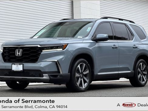 Used 2023 Honda Pilot Elite image 1