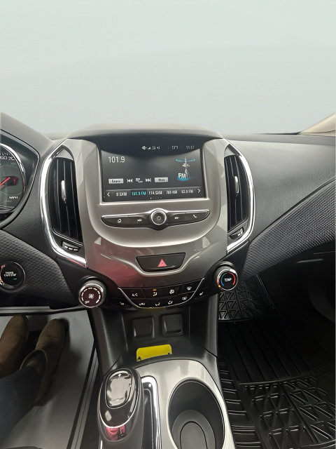Used 2016 Chevrolet Cruze LT w/ Sun And Sound Package FWD image 20