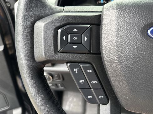 Used 2020 Ford F150 XLT w/ Equipment Group 302A Luxury AWD/4WD image 22