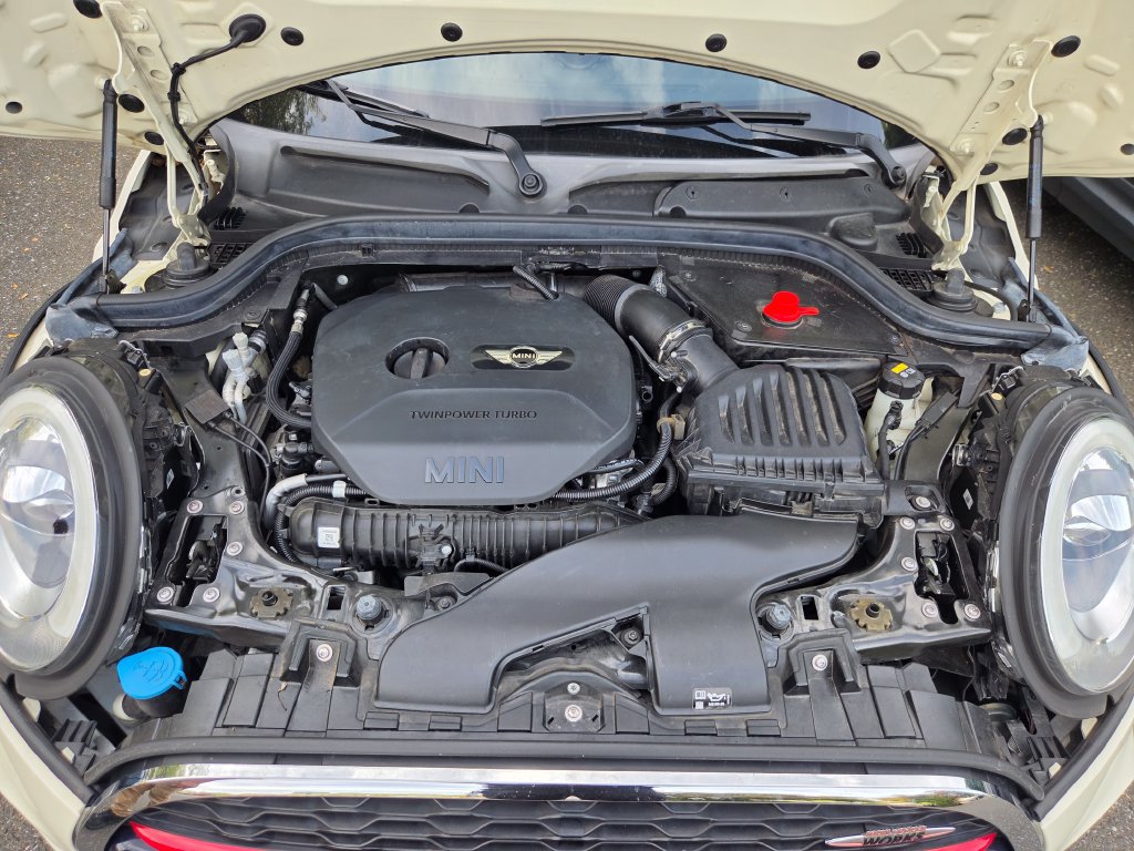 Used 2017 MINI Cooper John Cooper Works FWD image 22
