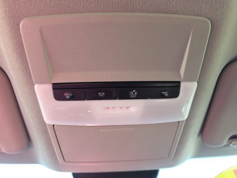 Used 2024 Nissan Sentra SV image 35