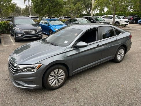 Used 2019 Volkswagen Jetta S w/ Driver Assistance Package image 2