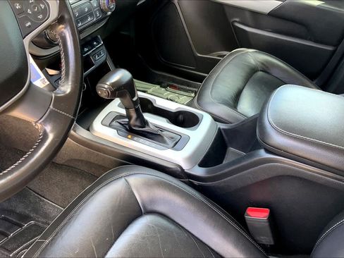 Used 2018 Chevrolet Colorado LT w/ Luxury Package, Chrome RWD image 16