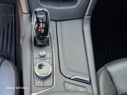 Used 2020 Cadillac XT6 Premium Luxury image 30