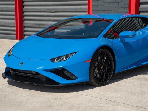 Used 2021 Lamborghini Huracan EVO RWD image 9