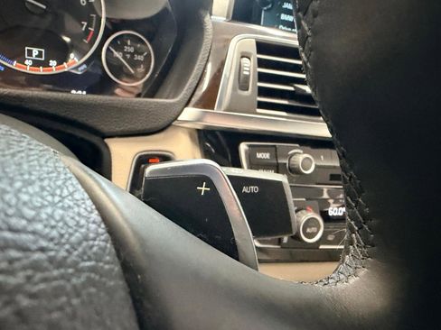 Used 2017 BMW 340i Sedan image 32