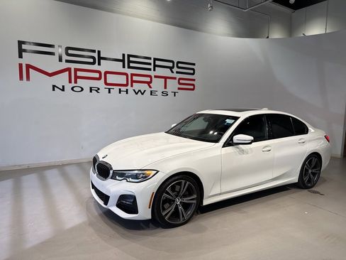 Used 2021 BMW 330i xDrive Sedan w/ M Sport Package image 11