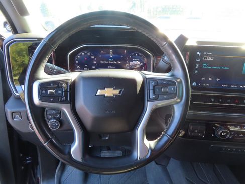 Used 2024 Chevrolet Silverado 3500 LT w/ Convenience Package AWD/4WD image 20