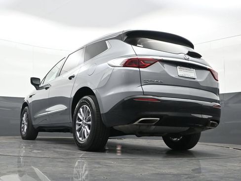 Used 2023 Buick Enclave Essence AWD/4WD image 33
