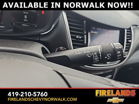 Certified 2022 Chevrolet Trax LT w/ Driver Confidence Package image 28