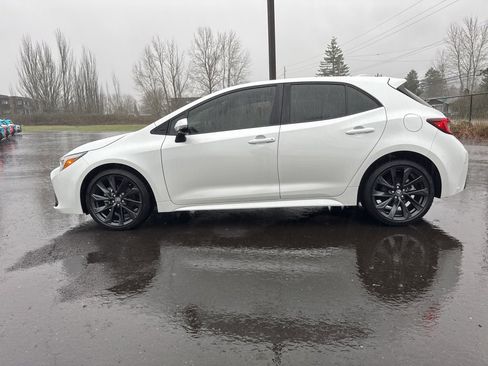 Used 2023 Toyota Corolla XSE image 4