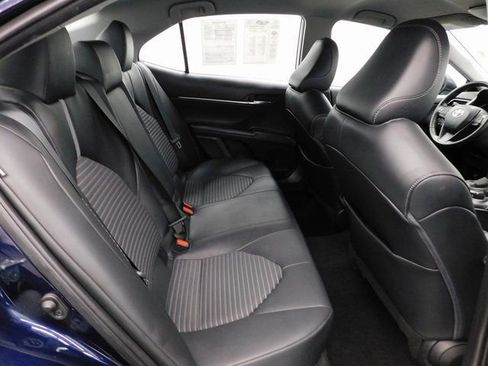 Used 2022 Toyota Camry SE image 31