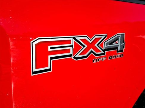 New 2026 Ford F250 XLT w/ FX4 Off-Road Package image 8