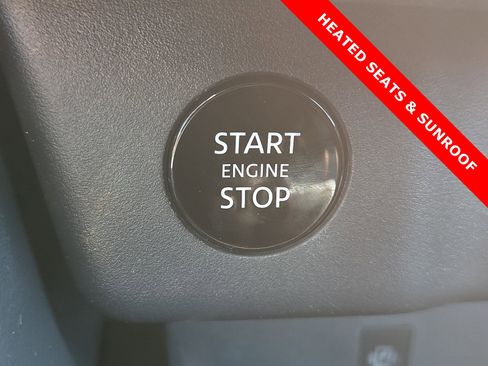 Used 2024 Nissan Rogue SL w/ SL Premium Package image 20