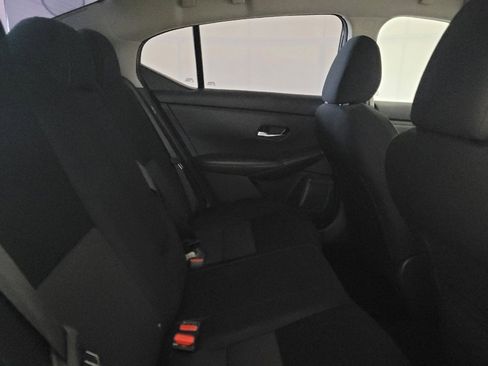 Used 2021 Nissan Sentra SV FWD image 19