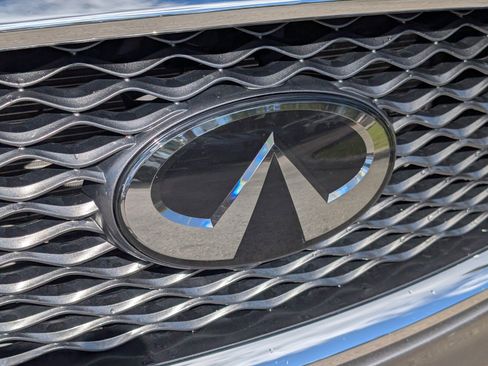 Used 2023 INFINITI QX50 Luxe image 15