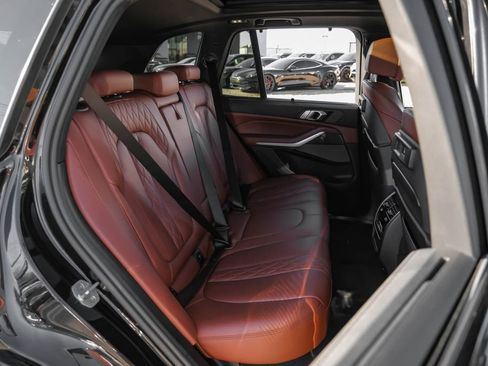 Used 2022 BMW X5 M50i w/ Executive Package image 38