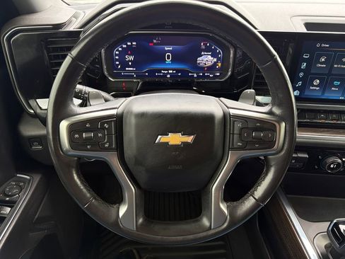 Used 2022 Chevrolet Silverado 1500 LT w/ Z71 Off-Road Package image 16