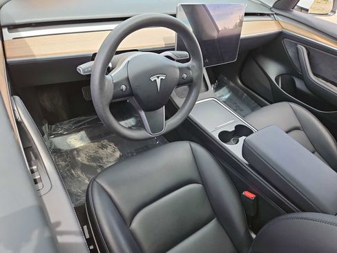 Used 2023 Tesla Model 3 Standard Range RWD image 10