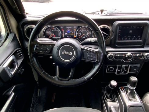 Used 2020 Jeep Gladiator Sport w/ Quick Order Package 24S AWD/4WD image 6