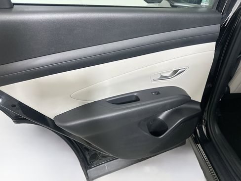Used 2025 Hyundai Tucson SEL FWD image 25