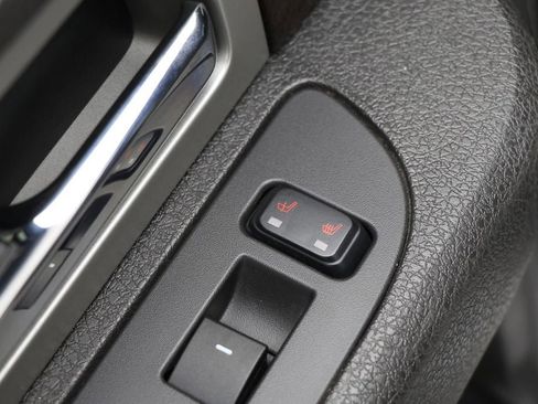 Used 2014 Ford F150 Platinum image 17