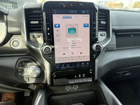 Used 2025 RAM 1500 Laramie image 14