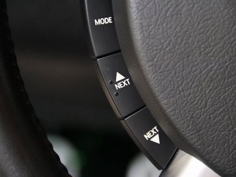 Used 2004 Pontiac GTO image 46